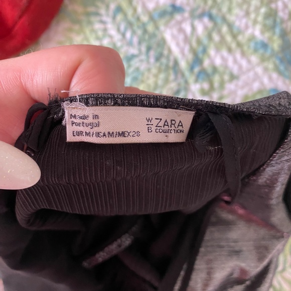 Zara Deep V Bodysuit - Picture 4 of 5